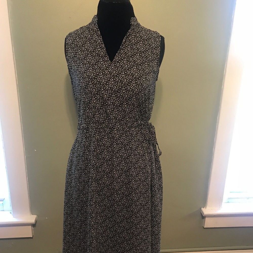 Anne Klein Black and White Mid Dress